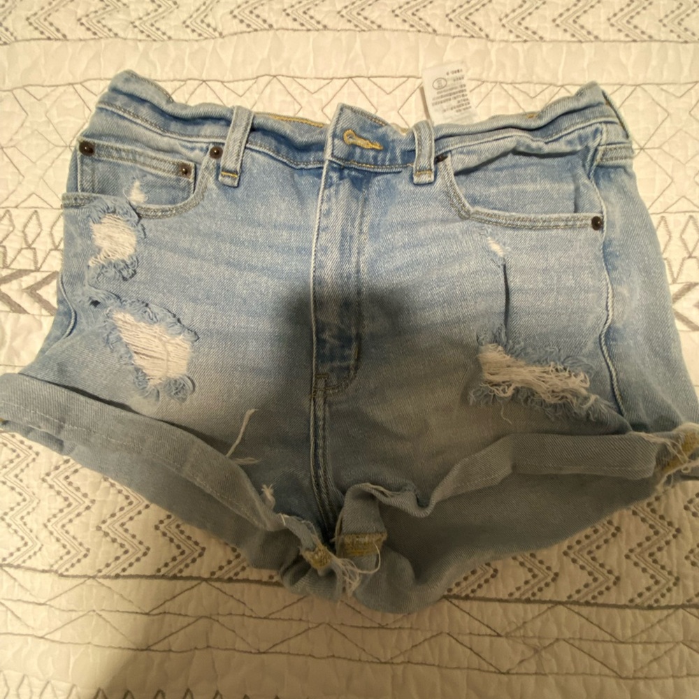 Abercrombie & Fitch High Rise Short